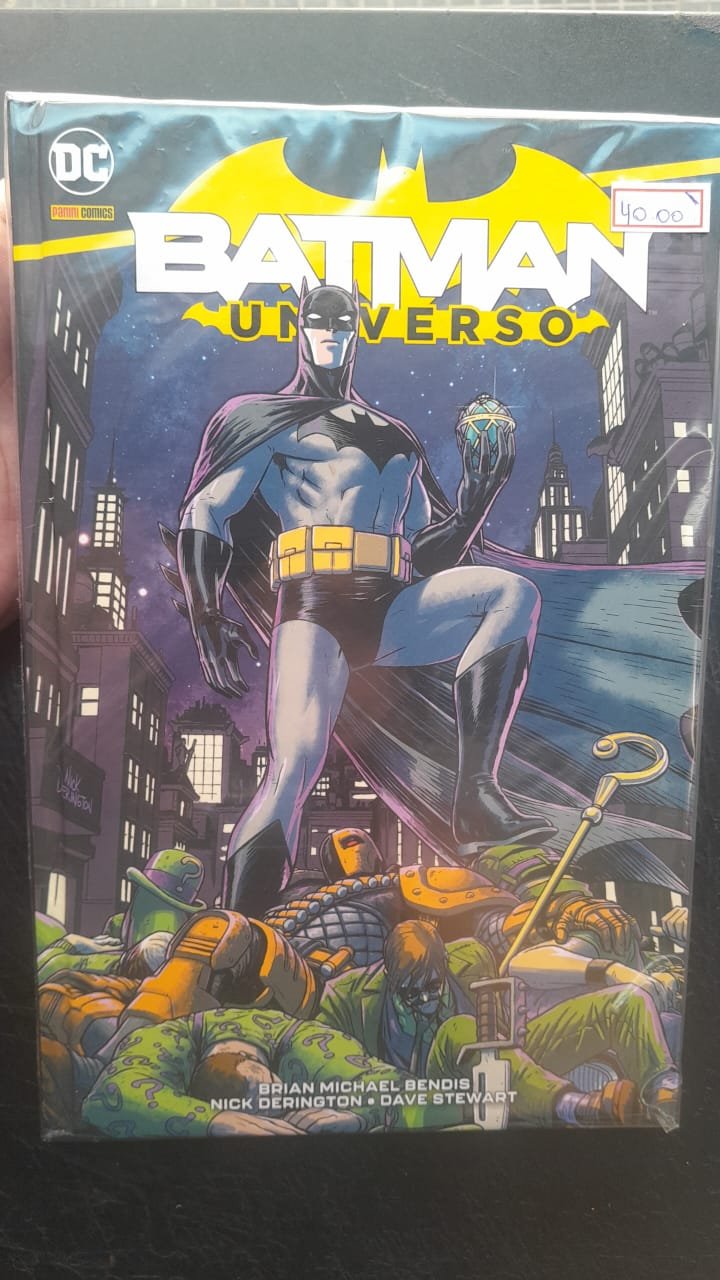73 Batman Universo - Imagem 1
