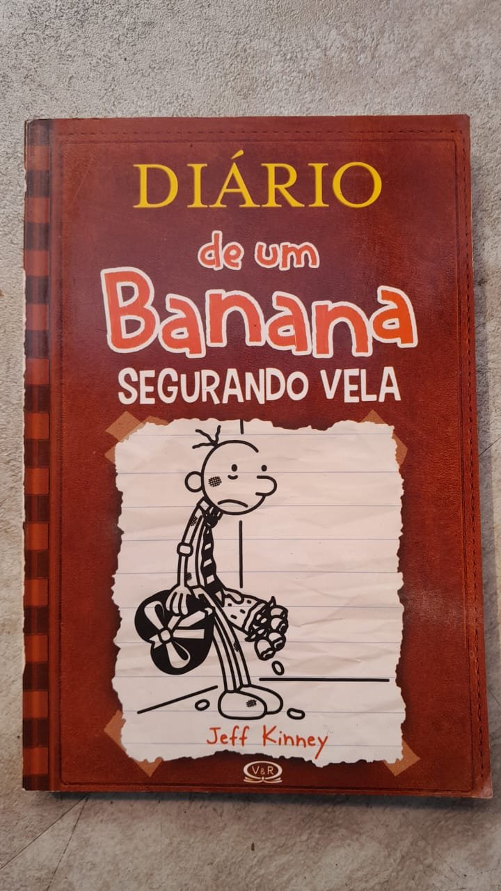 32 Diário de um Banana Segurando Vela - Imagem 1