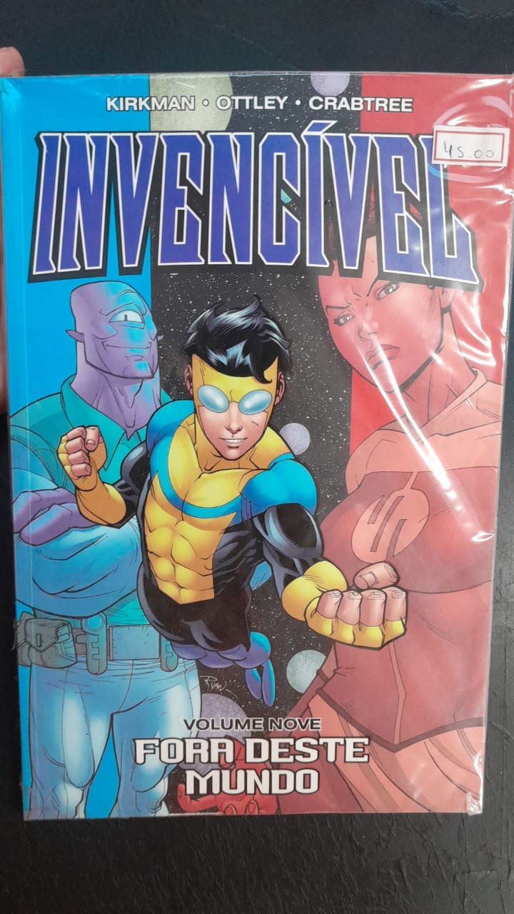 6 Invencível vol. 9 - Fora deste Mundo - Imagem 1