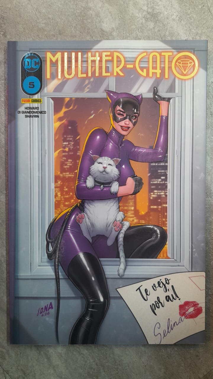 69 Mulher-Gato vol. 5 - Imagem 1