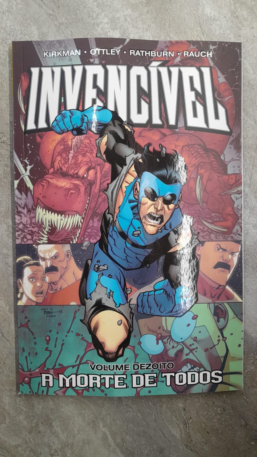 56 Invencível vol. 18 A Morte de Todos - Imagem 1