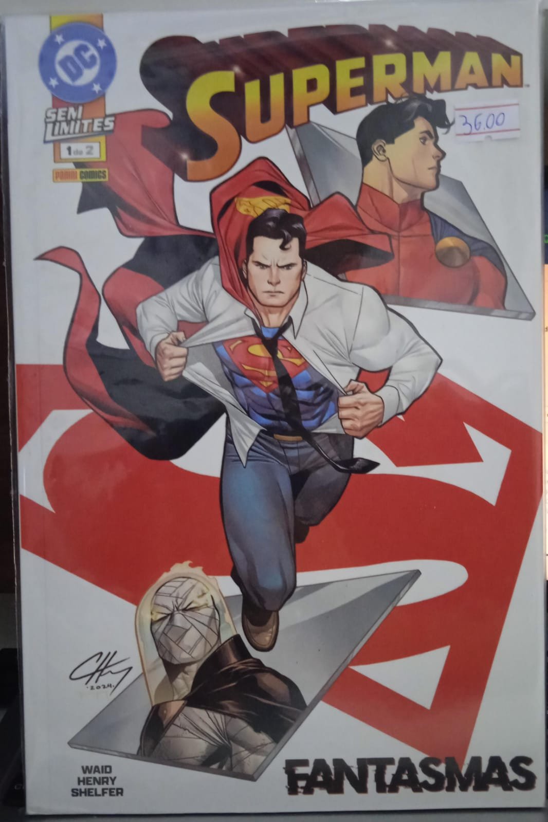 WhatsApp Image 2026-08-13 at 16.54.31 Superman: Fantasmas - Vol.1 - Imagem 1