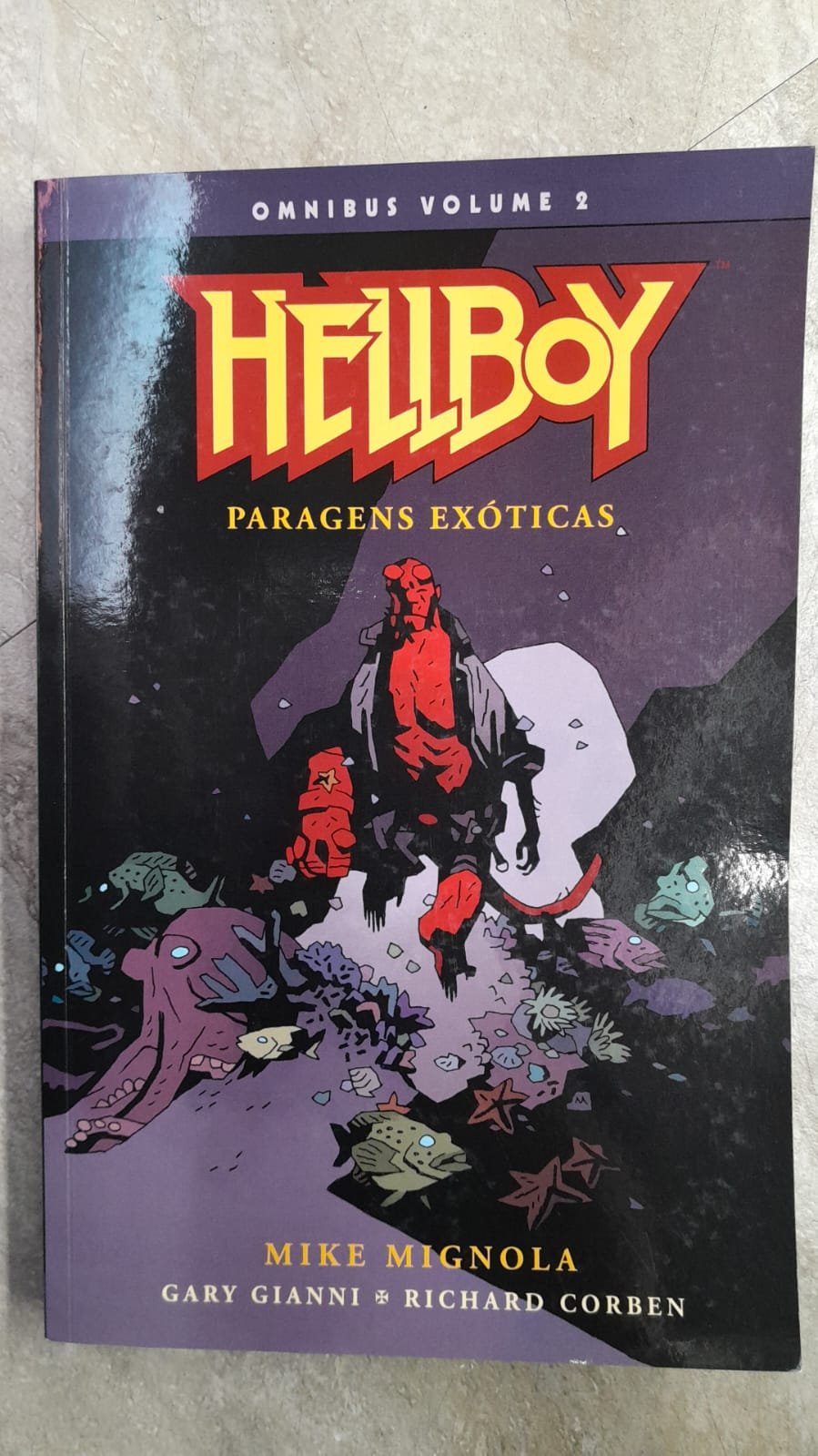 40 Hellboy Omnibus vol. 2: Paragens Exóticas - Imagem 1