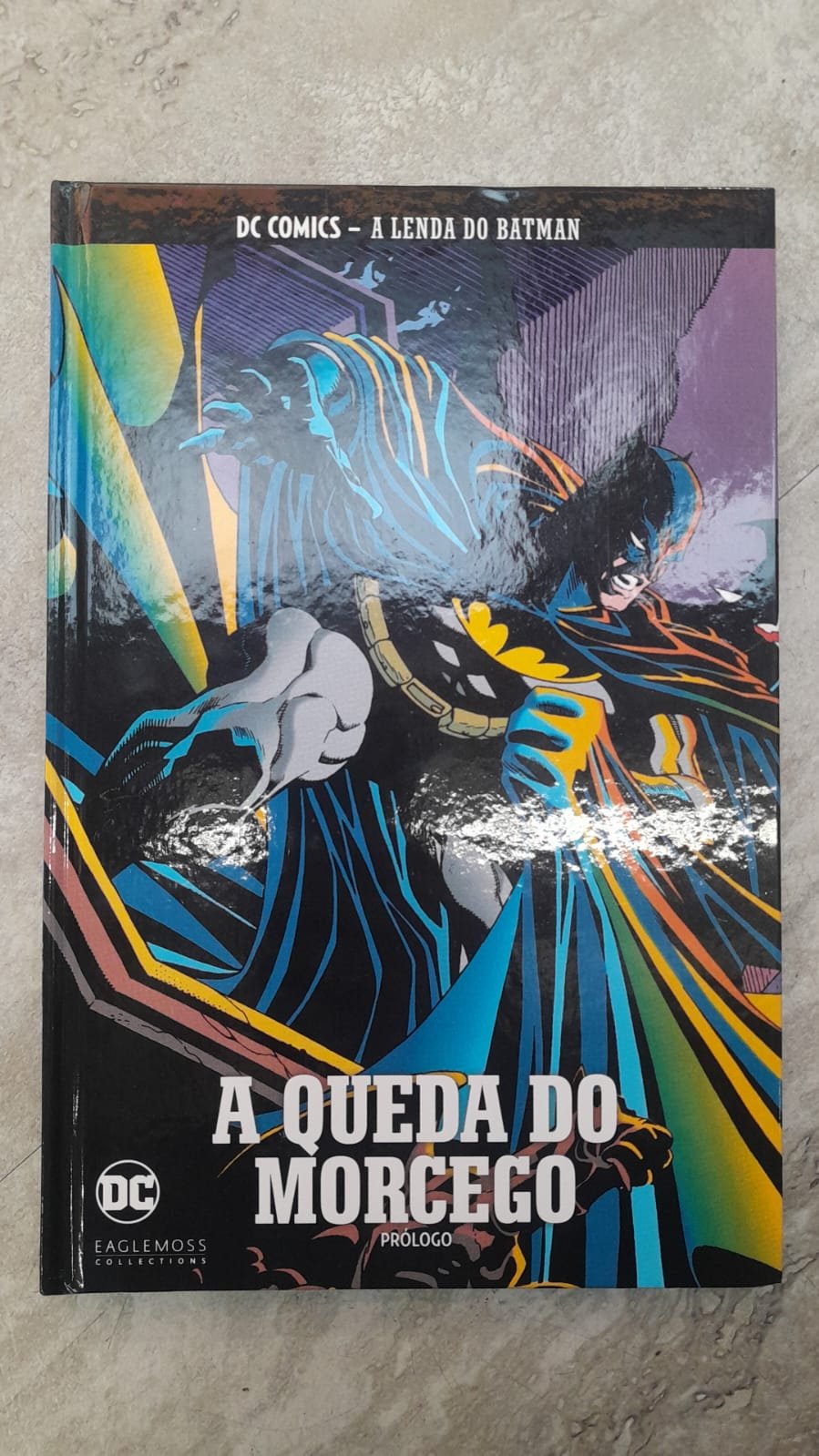 64 DC Comics A Lenda do Batman: A Queda do Morcego prólogo - Imagem 1