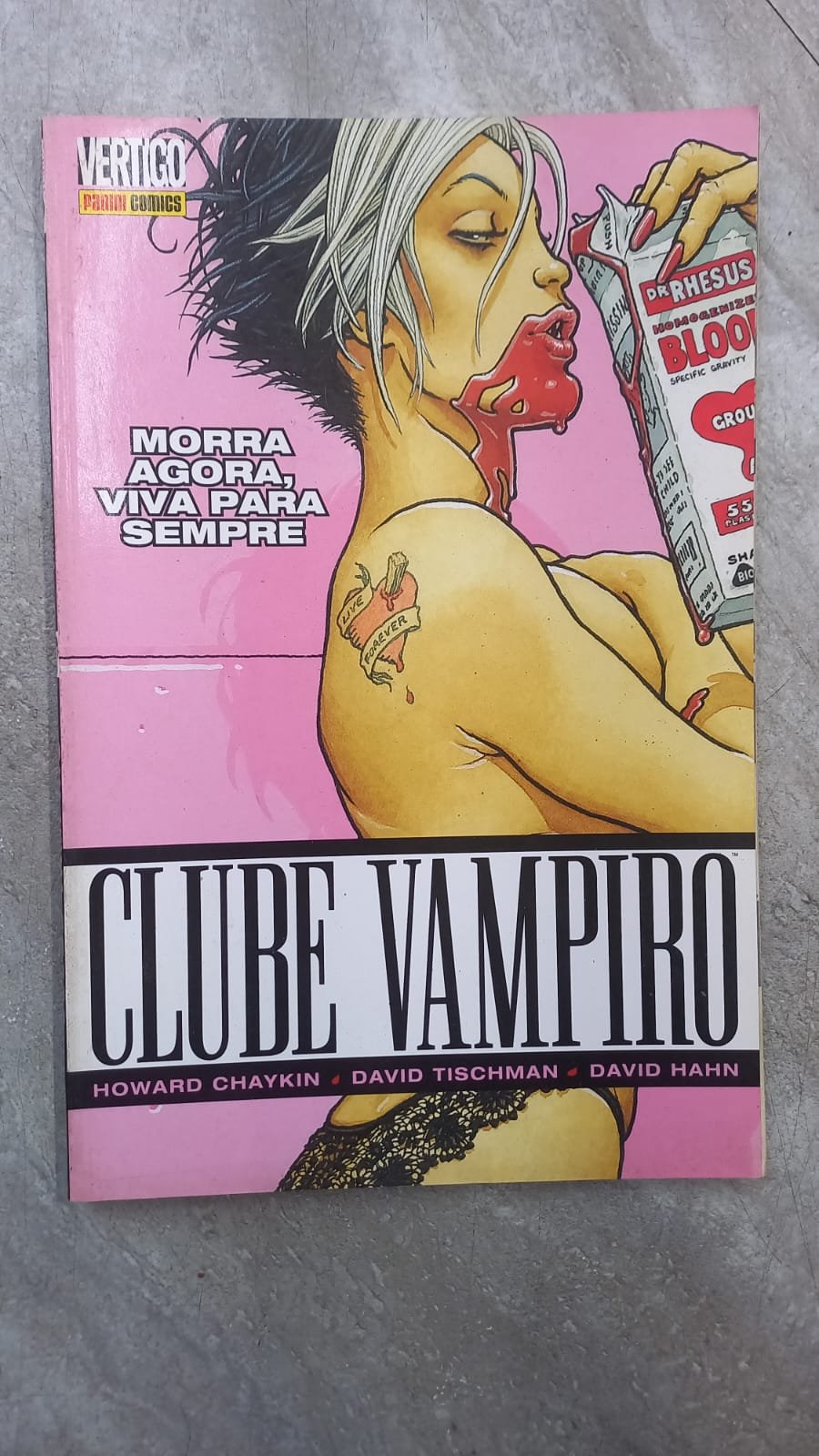 55 Clube Vampiro: Morra Agora, Viva Para Sempre - Imagem 1