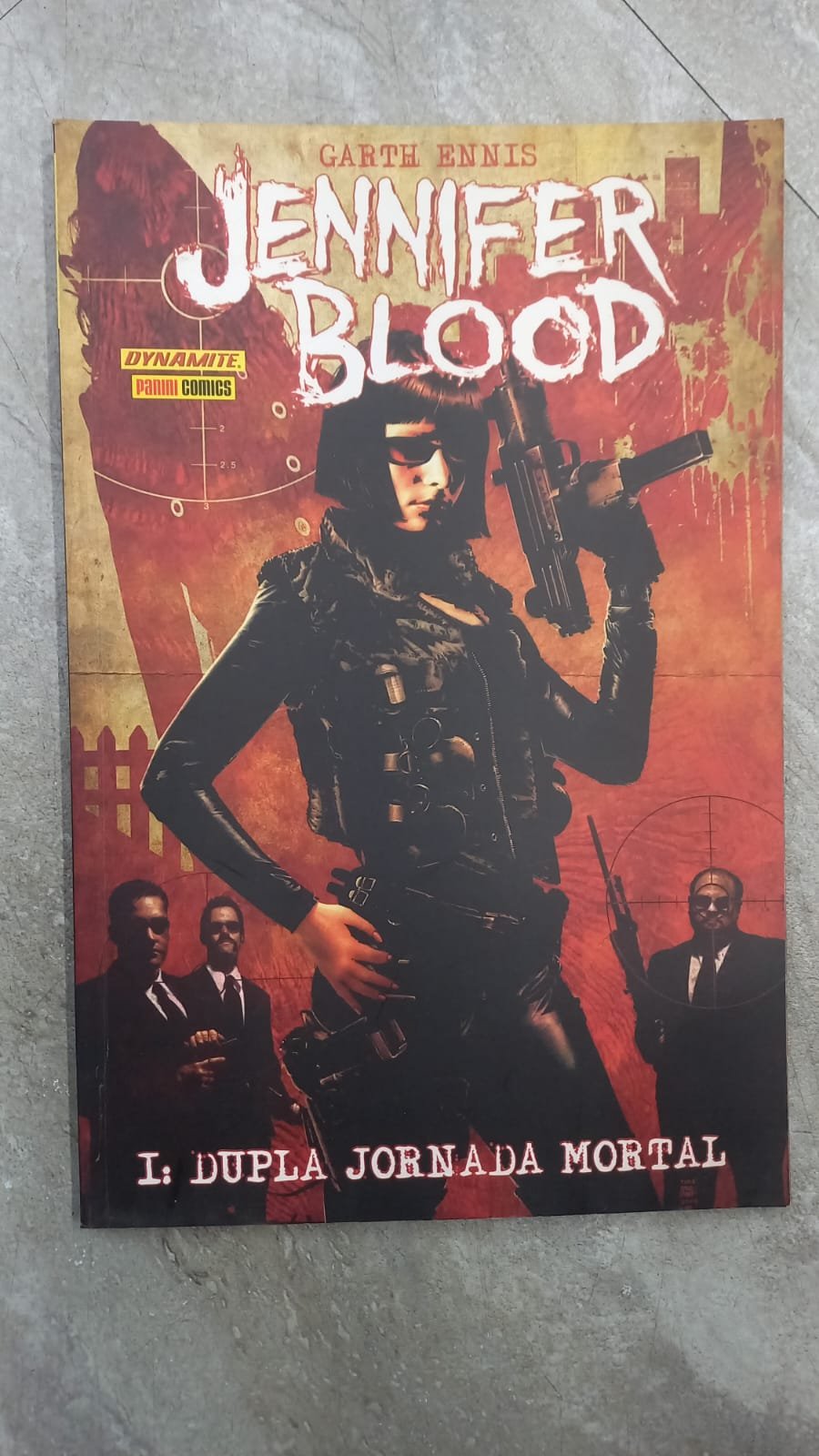 56 Jennifer Blood vol. 1: Dupla Jornada Mortal - Imagem 1
