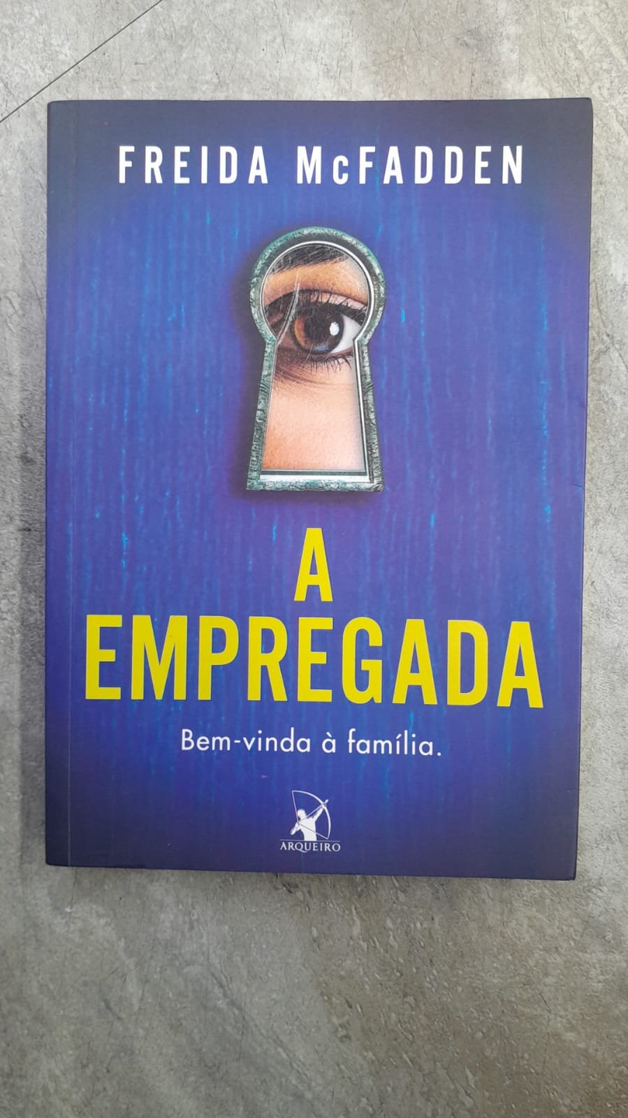 61 A Empregada: bem-vinda à família - Freida Mcfadden - Imagem 1