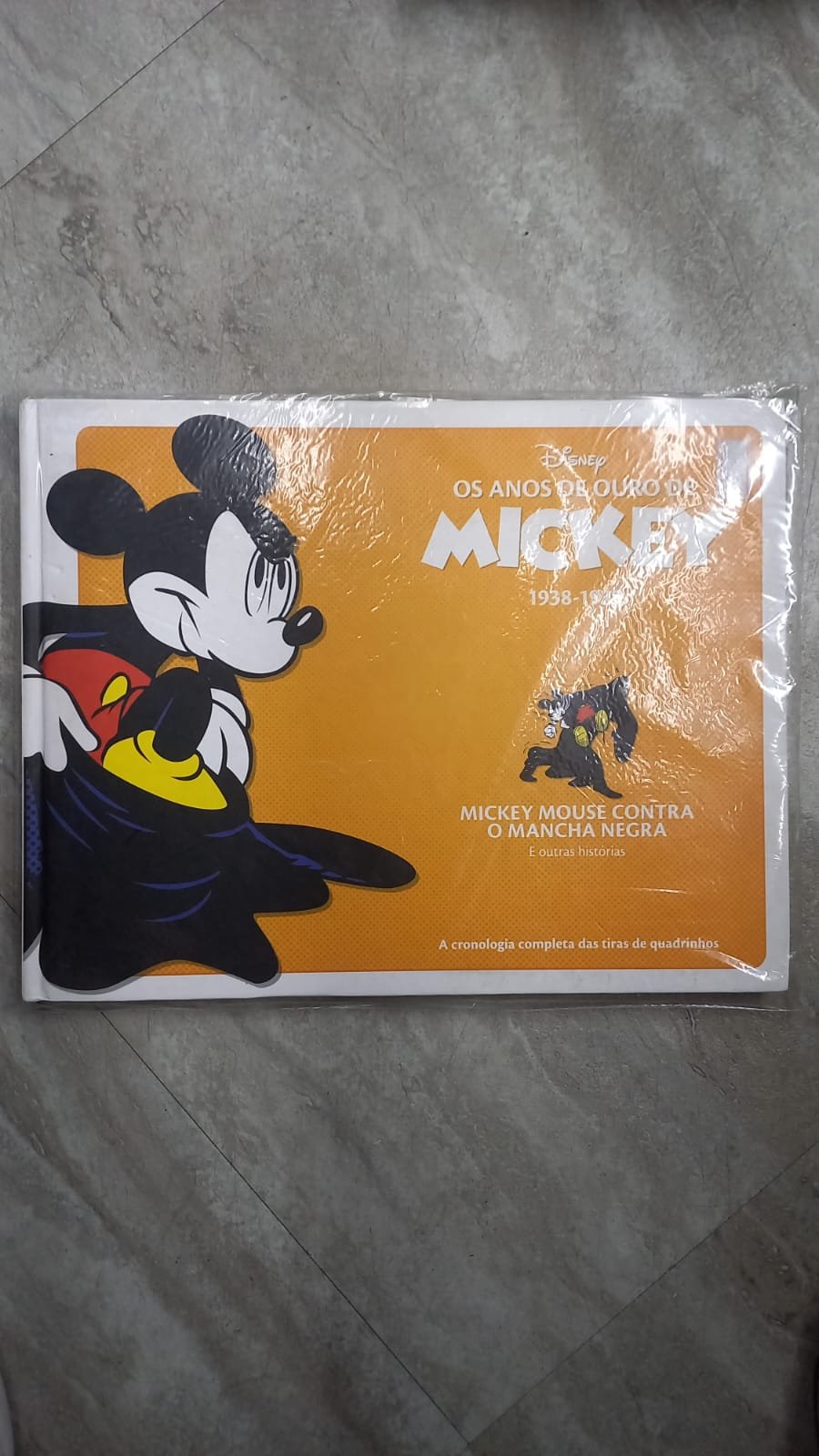 73 Disney Os Anos de Ouro de Mickey 1938 - 1939: Mickey Mouse Contra o Mancha Negra - Imagem 1
